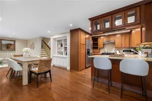 22 Miles Ave, Providence, RI 02906 - Photo 10