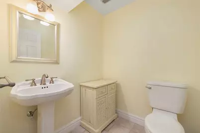 22 Miles Avenue #8, Providence, RI 02906 - Photo 36
