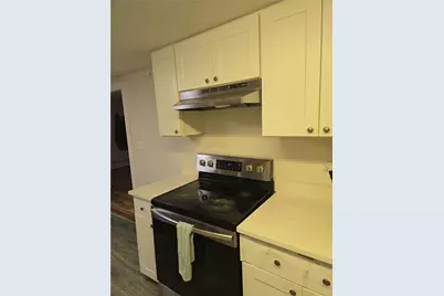 2 Lucas Avenue #1, Newport, RI 02840 - Photo 4