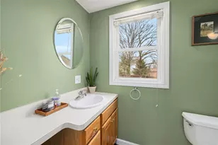 75 MacBeth St, Cranston, RI 02920 - Photo 32
