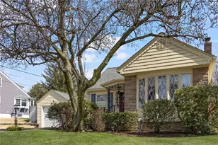 98 Homewood Ave, North Providence, RI 02911 - Photo 2