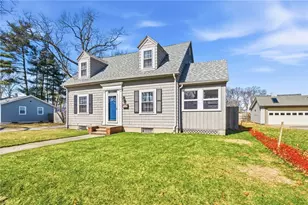 21 Earlham Way, Warwick, RI 02886 - Photo 2