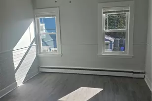 59 Court St, Bristol, RI 02809 - Photo 12