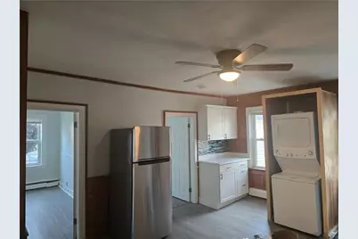 59 Court Street, Bristol, RI 02809 - Photo 8