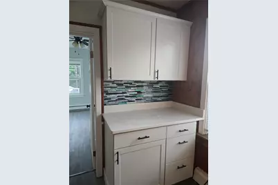 59 Court Street, Bristol, RI 02809 - Photo 10