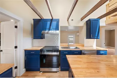 32 Richmond Street, Bristol, RI 02809 - Photo 6