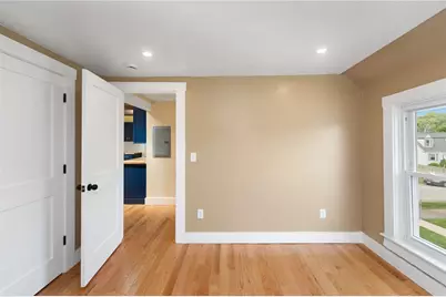 32 Richmond Street, Bristol, RI 02809 - Photo 12