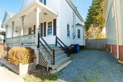21 Congdon Avenue, Newport, RI 02840 - Photo 1