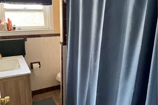 27 Fairview Ave, Cumberland, RI 02864 - Photo 8