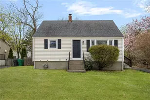26 Limestone Rd, Warwick, RI 02889 - Photo 32