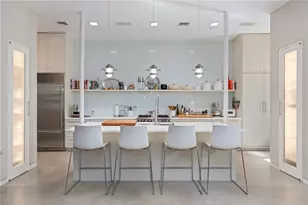 426 Spring St, Newport, RI 02840 - Photo 4