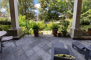 426 Spring St, Newport, RI 02840 - Photo 24