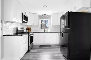 32 Hamlin Ave, Warwick, RI 02889 - Photo 10