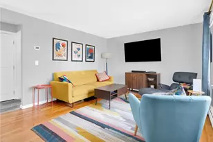 32 Hamlin Ave, Warwick, RI 02889 - Photo 4