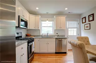 56 Mariner Way, Middletown, RI 02842 - Photo 12