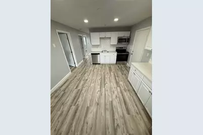 60 Esten Avenue #4, Pawtucket, RI 02860 - Photo 2