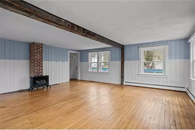 31 Hemlock Avenue, Narragansett, RI 02882 - Photo 6