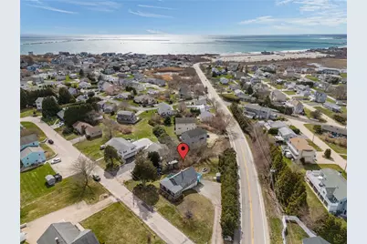 31 Hemlock Avenue, Narragansett, RI 02882 - Photo 1