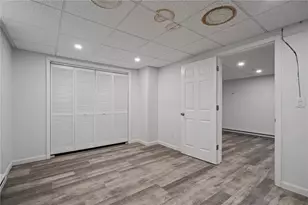 31 Hemlock Ave, Narragansett, RI 02882 - Photo 28