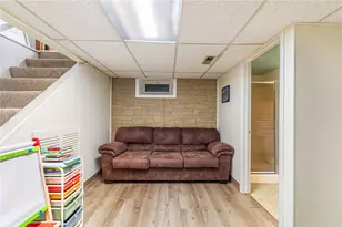 32 Overhill Rd, Warren, RI 02885 - Photo 36