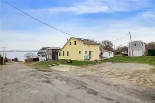 26 Pier Rd, Portsmouth, RI 02872 - Photo 6