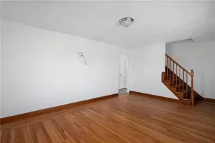 180 Grassmere Ave, East Providence, RI 02914 - Photo 12