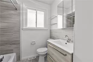 4 Weetamoe Rd, Middletown, RI 02842 - Photo 18