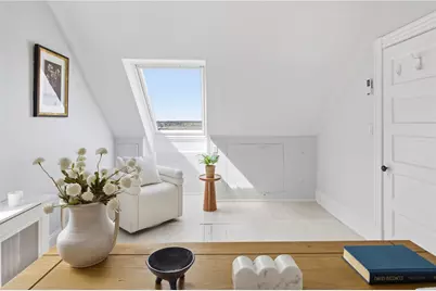 60 Prospect Hill Street, Newport, RI 02840 - Photo 20