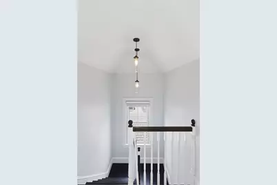 60 Prospect Hill Street, Newport, RI 02840 - Photo 18