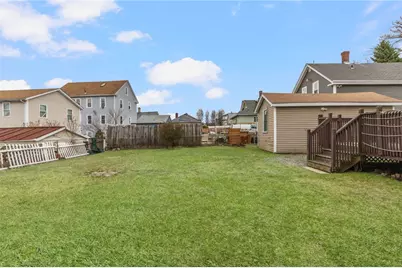 95 Corinth Street, Providence, RI 02907 - Photo 32