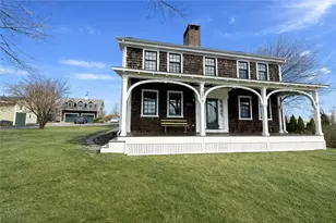 2678 E Main Rd, Portsmouth, RI 02871 - Photo 2