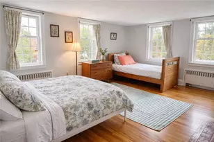 2678 E Main Rd, Portsmouth, RI 02871 - Photo 12