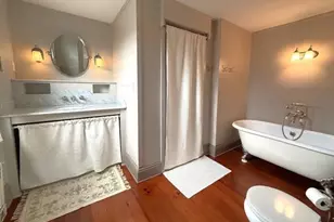 2678 E Main Rd, Portsmouth, RI 02871 - Photo 14