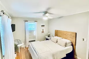 23 Sherwood Rd, Middletown, RI 02842 - Photo 10