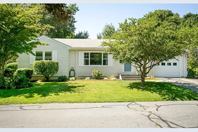 23 Sherwood Road, Middletown, RI 02842 - Photo 32