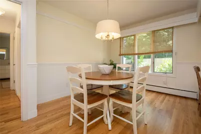 23 Sherwood Road, Middletown, RI 02842 - Photo 8