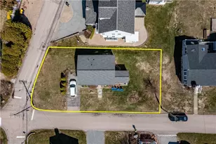 26 Richard Smith Rd, Narragansett, RI 02882 - Photo 12