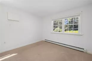 9 Spring St, Jamestown, RI 02835 - Photo 10