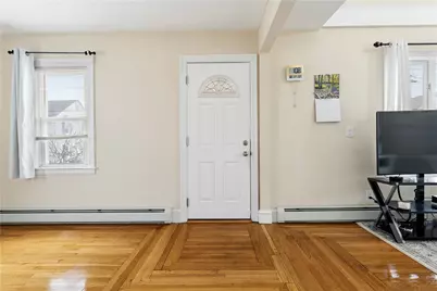 11 La Salle Drive, Providence, RI 02908 - Photo 4