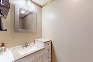 33 Teakwood Dr W, Coventry, RI 02816 - Photo 24