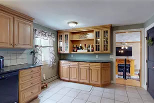 33 Teakwood Dr W, Coventry, RI 02816 - Photo 14
