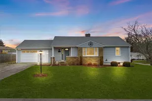 3 O Connell Rd, Tiverton, RI 02878 - Photo 1