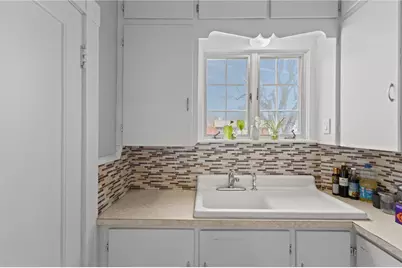 469 Winter Street, Woonsocket, RI 02895 - Photo 12