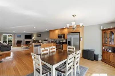 272 Cass Avenue #3, Woonsocket, RI 02895 - Photo 6