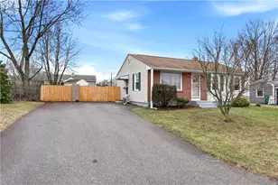 191 Nimitz Rd, Woonsocket, RI 02895 - Photo 32