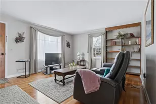 191 Nimitz Rd, Woonsocket, RI 02895 - Photo 4