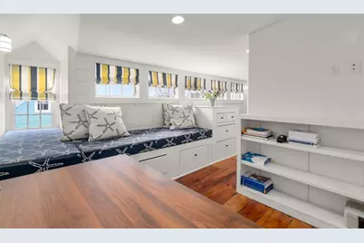 16 Bridge Street, Newport, RI 02840 - Photo 30