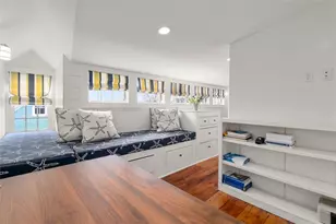 16 Bridge St, Newport, RI 02840 - Photo 30