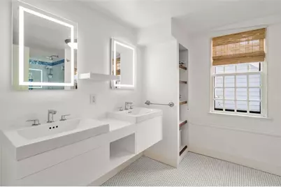 16 Bridge Street, Newport, RI 02840 - Photo 24