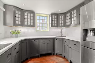 16 Bridge St, Newport, RI 02840 - Photo 16